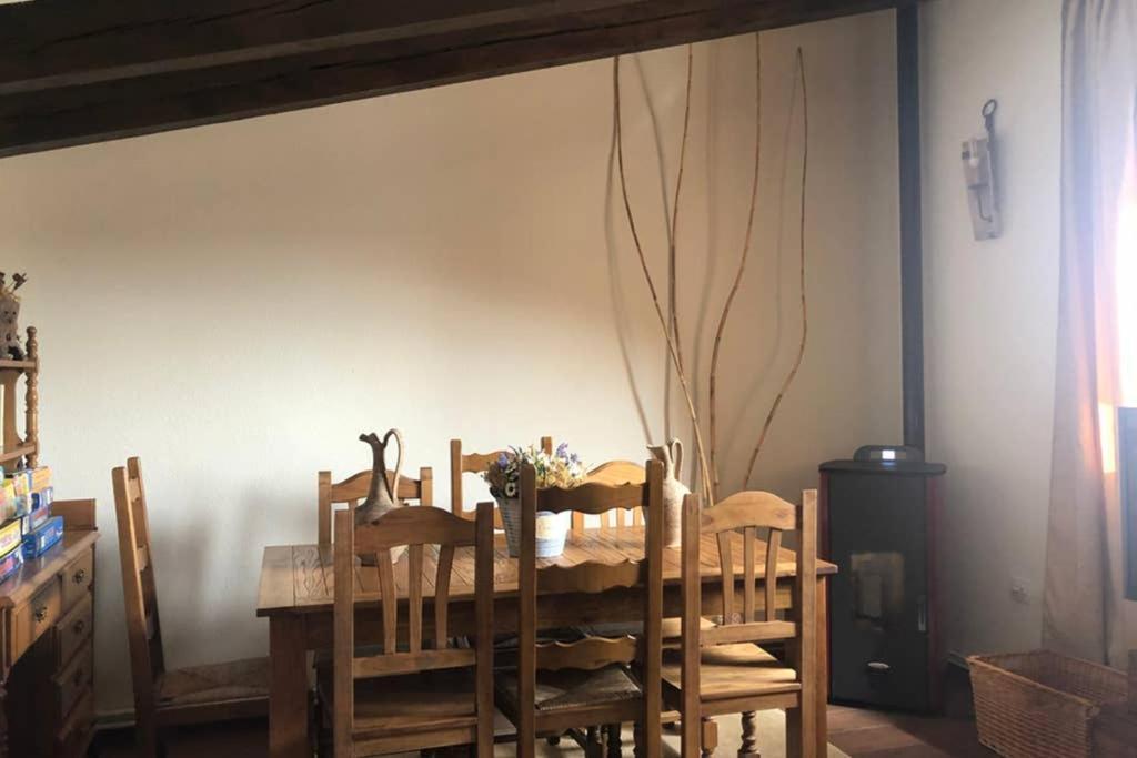 Casa - Apartamento Rural La Tahona Del Abuelo Plasenzuela エクステリア 写真