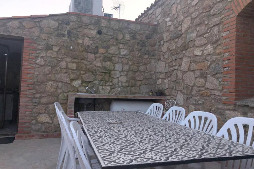 Casa - Apartamento Rural La Tahona Del Abuelo Plasenzuela エクステリア 写真