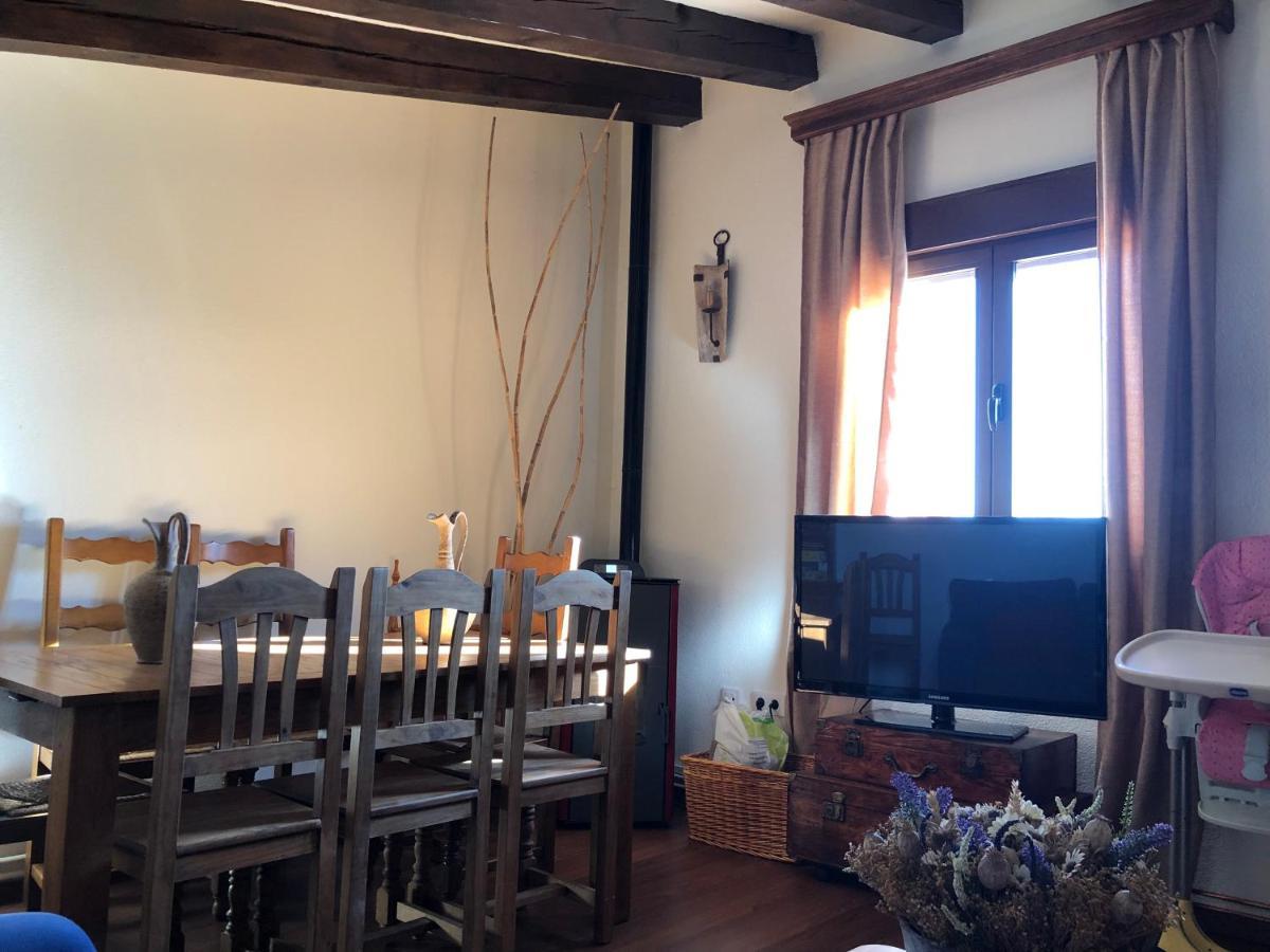 Casa - Apartamento Rural La Tahona Del Abuelo Plasenzuela エクステリア 写真